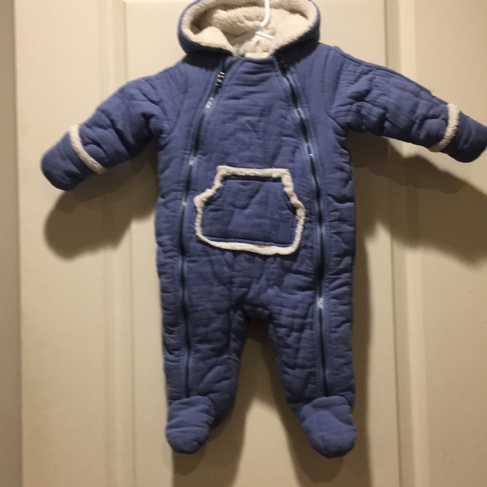 First Impressions Baby One Piece zip up quilt Snowsuit sz 3-6 months (12-17 lbs)